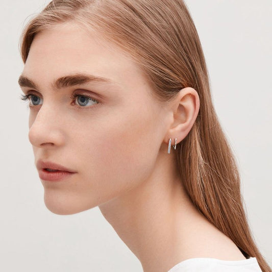 Experience the Ultimate Elegance with These Rotating Moissanite Earrings