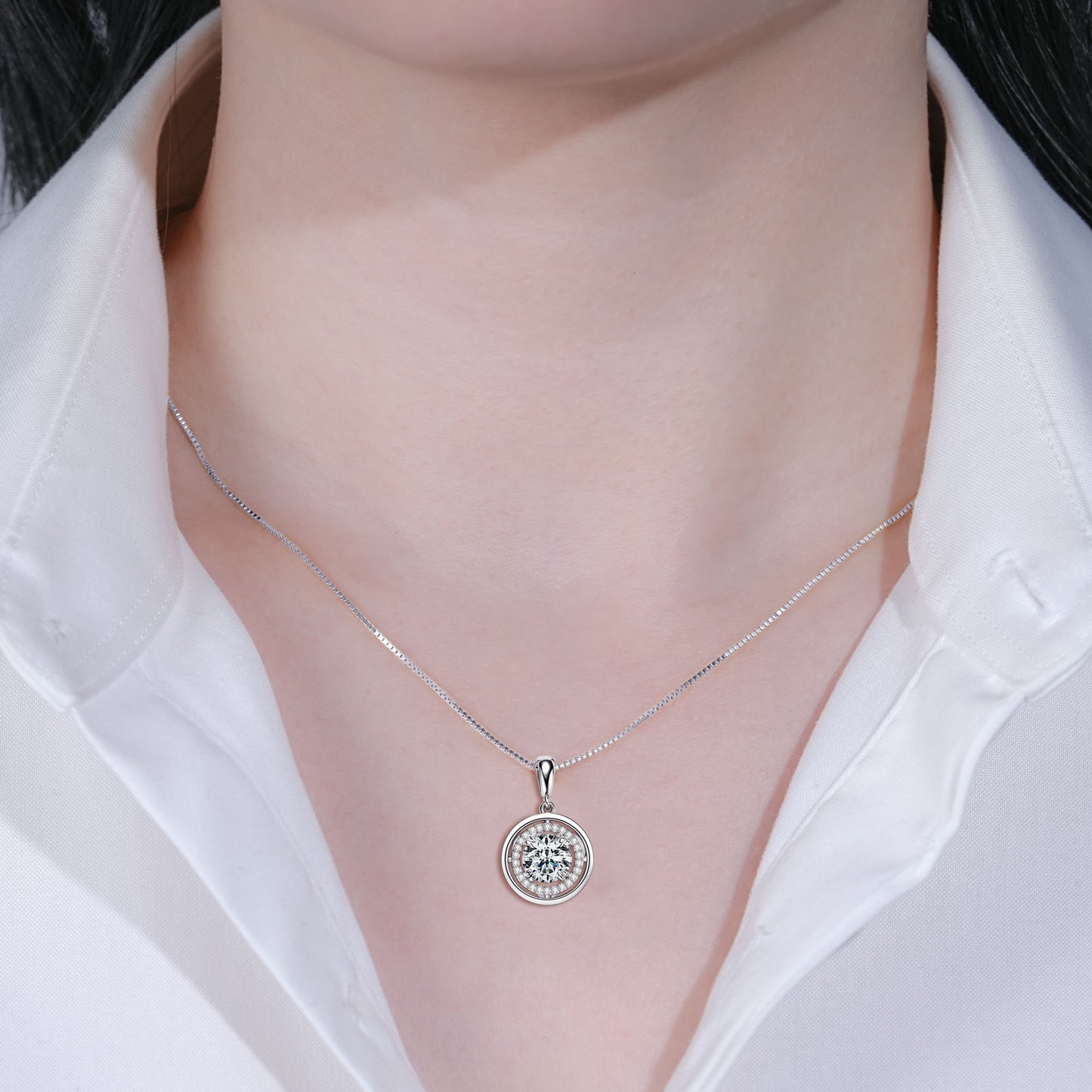 Sparkle in Style with New Ladies S925 Sterling Silver Moissanite Saucer Pendant Necklace - Unique Fashion Jewelry Gift