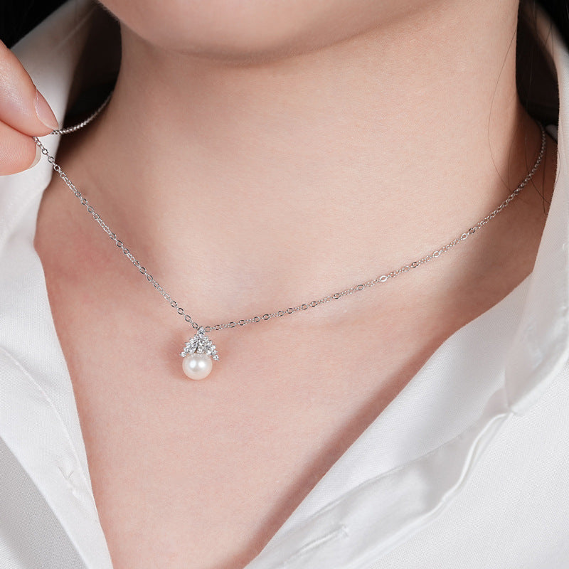 Exquisite S925 Sterling Silver Crown Pendant Necklace with Moissanite and Pearl - Fashion Jewelry Gift for Women