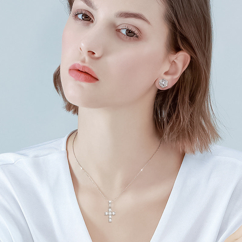 New Ladies Jewelry: Fashion Ins Style Rose Gold Moissanite Stud Earrings S925 Tremella - Perfect for Any Occasion!.